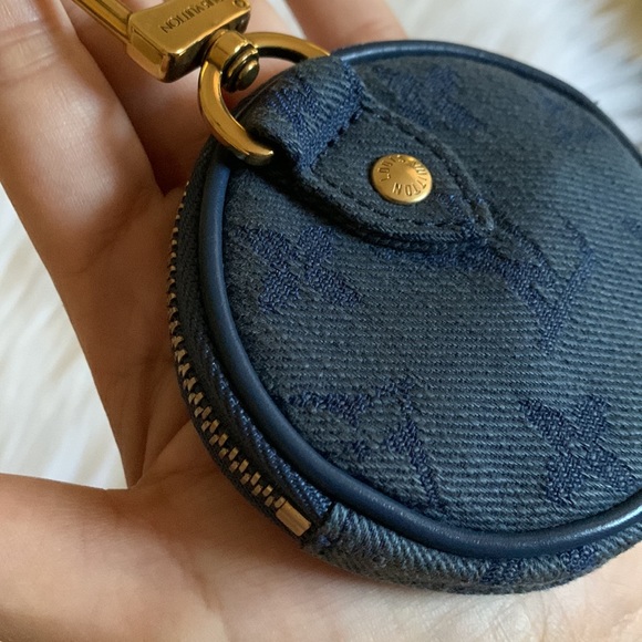Louis Vuitton Navy Blue Monogram Denim Round Bag Charm and Key Holder - Picture 9 of 17